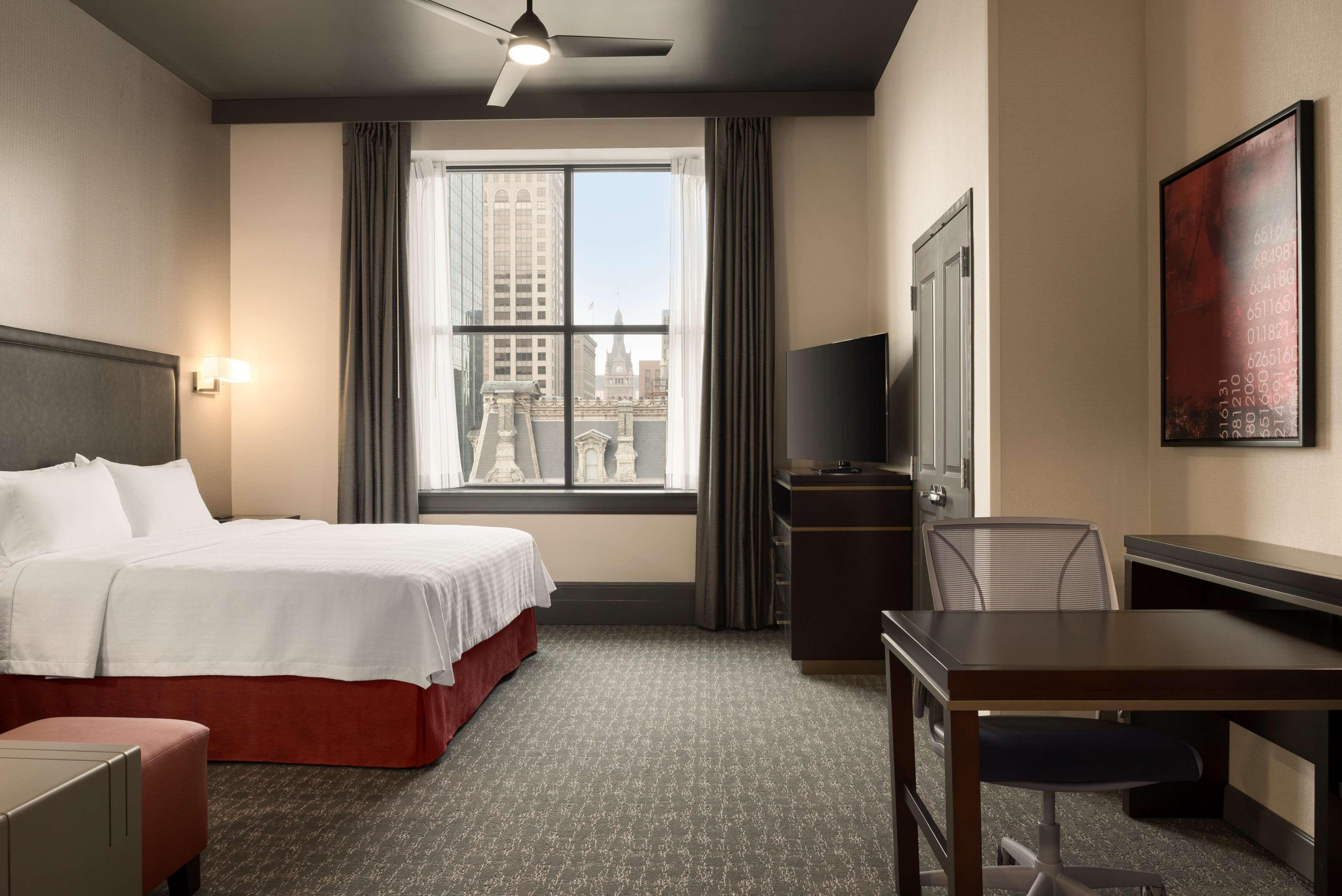 Homewood Suites By Hilton Milwaukee Downtown Екстер'єр фото